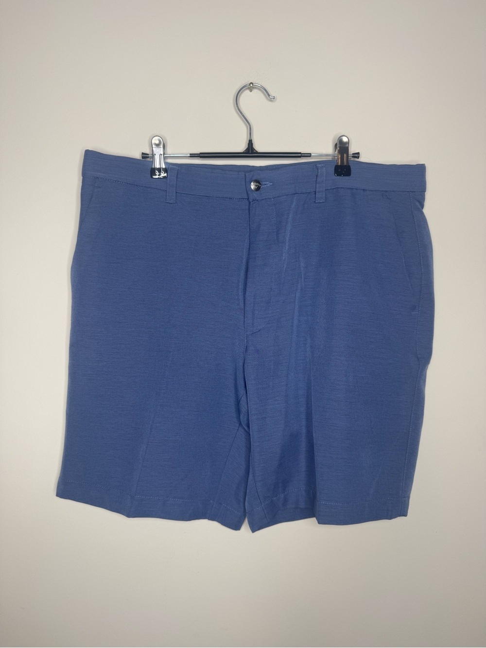 Callaway golf shorts feature an active stretch waistband